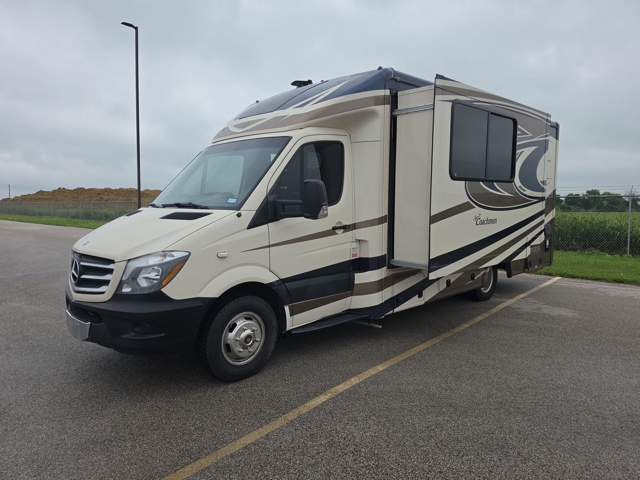 2015 Coachmen Prism 24J — photo 5 of 8