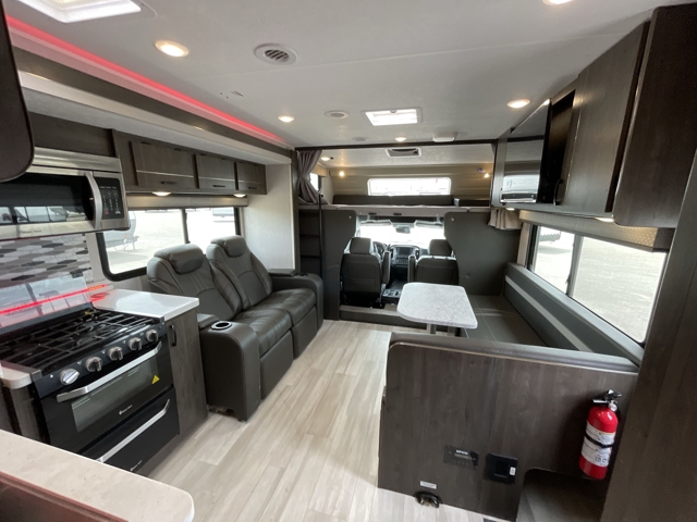 2023 Coachmen Entourage 330DS — photo 4 of 8