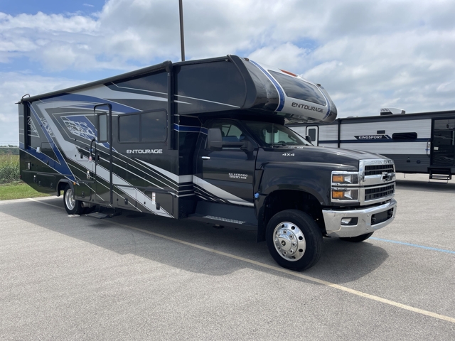 2023 Coachmen Entourage 330DS — photo 1 of 8
