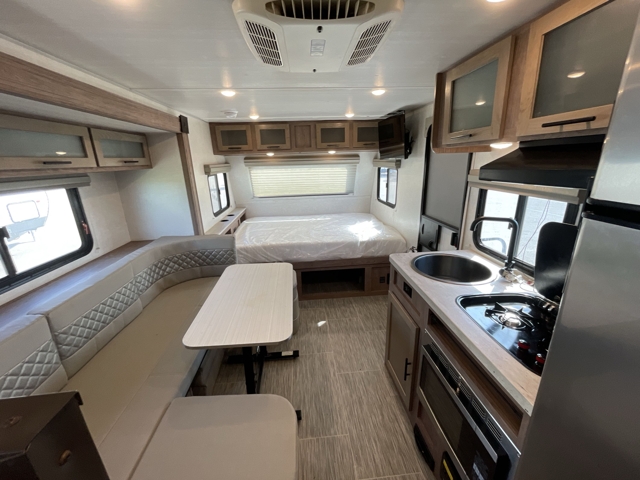 2022 Forest River No Boundaries 19.8 — photo 4 of 8