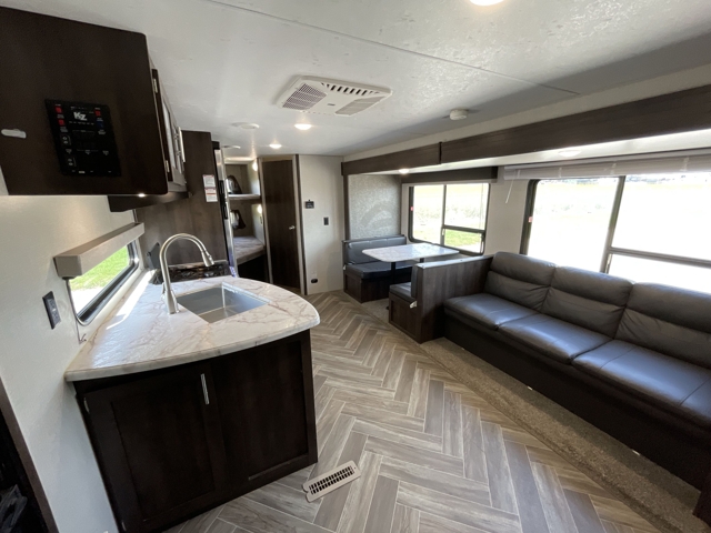 2021 K-Z RV Sportsmen SE 271BHSE — photo 3 of 8