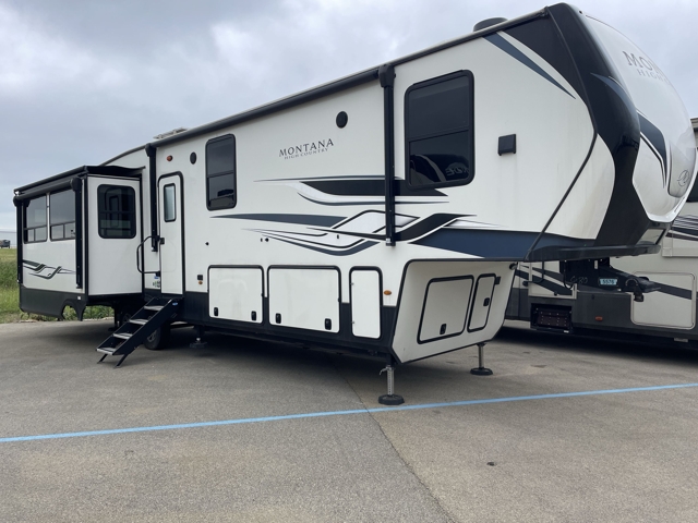 2023 Keystone Montana High Country 385BR — photo 1 of 8