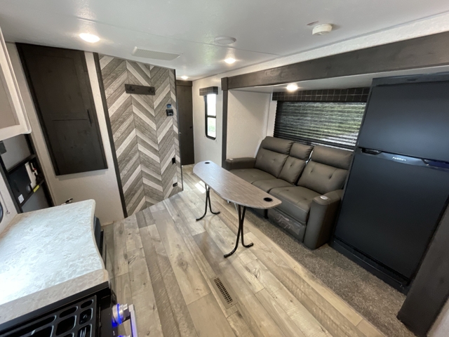 2022 K-Z RV Sportsmen SE 231FKKSE — photo 3 of 8