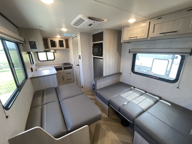 2024 Crossroads Zinger 18RK — photo 4 of 8