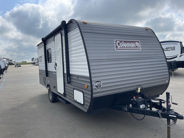 2023 Coleman Coleman Lantern LT 17B — photo 1 of 8