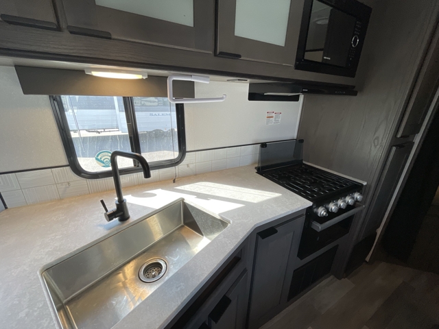 2021 Cruiser RV MPG 2500BH — photo 4 of 8
