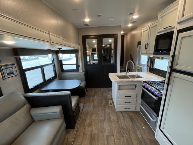 2021 Jayco Eagle HT 25.5REOK — photo 4 of 8