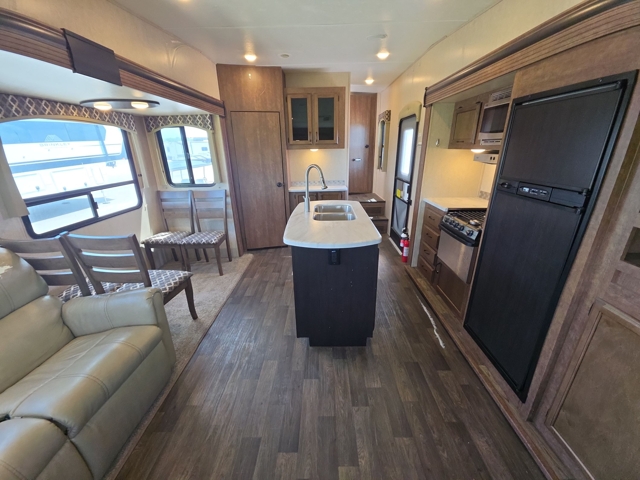 2018 Starcraft Solstice Super Lite 28TSI — photo 4 of 8
