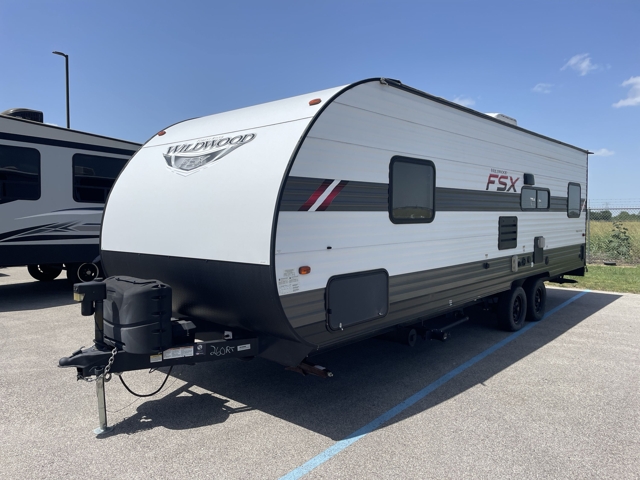 2021 Forest River Wildwood FSX 260RT — photo 5 of 8