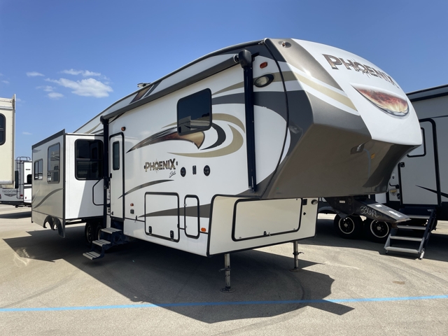 2018 Shasta Phoenix 336RL — photo 1 of 6