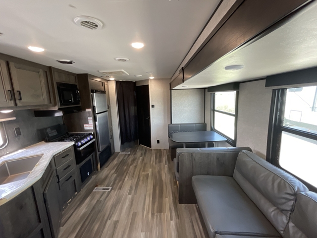 2022 Starcraft Autumn Ridge 26BHS — photo 4 of 8