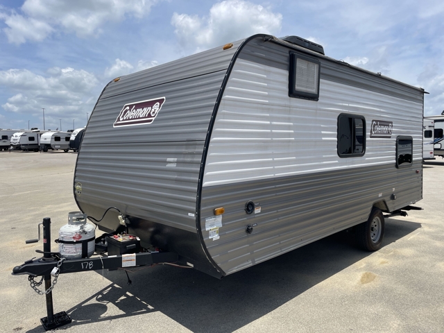 2023 Coleman Coleman Lantern LT 17B — photo 3 of 8