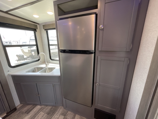 2021 Crossroads Texan 326RK — photo 8 of 8