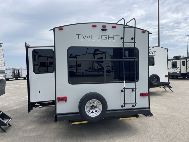 2021 Cruiser RV Twilight Signature 2500 — photo 7 of 8
