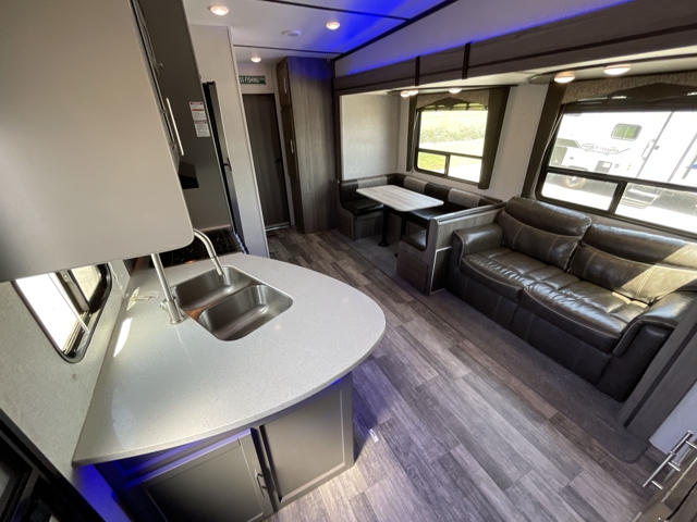 2020 Crossroads Volante 310BH — photo 3 of 8