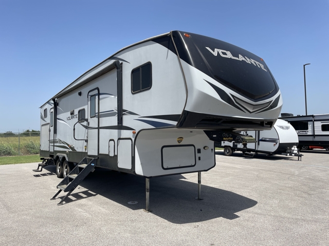 2020 Crossroads Volante 310BH — photo 1 of 8