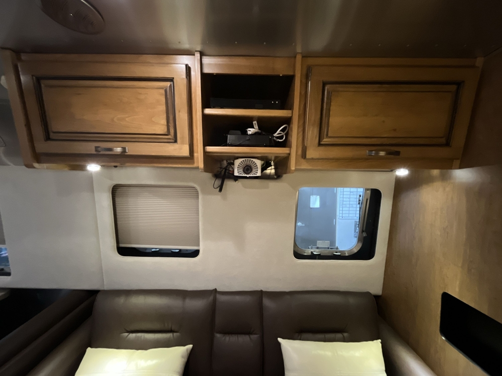 entertainment-center