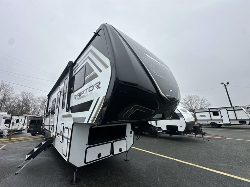 RV carousel image 1