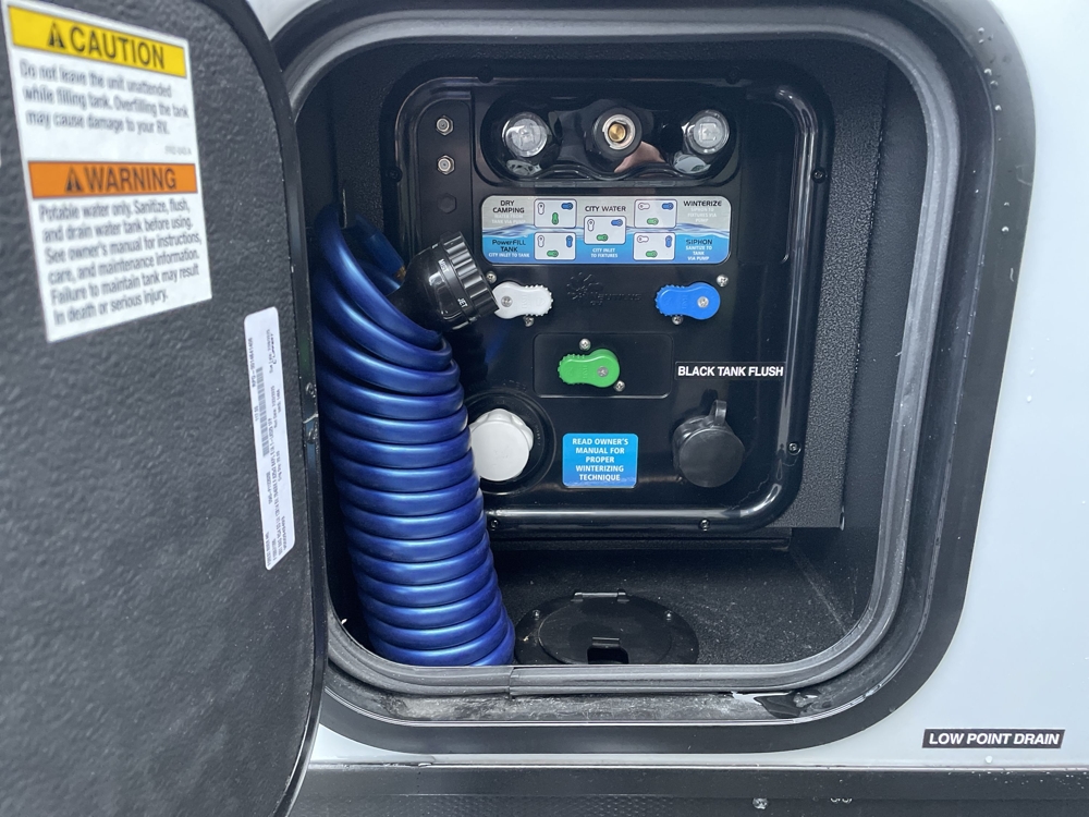 water-center-convenience-station