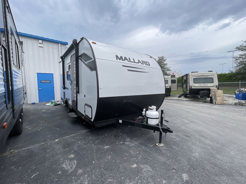 RV carousel image 1