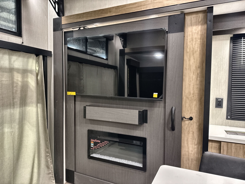 entertainment-center