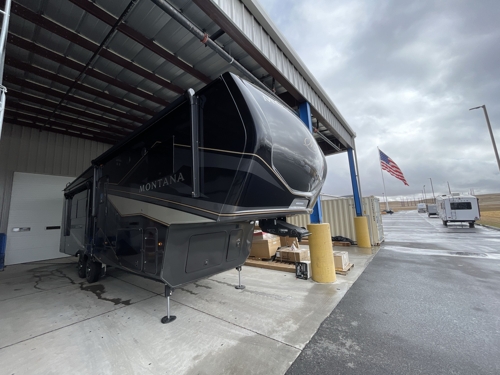 RV carousel image 1