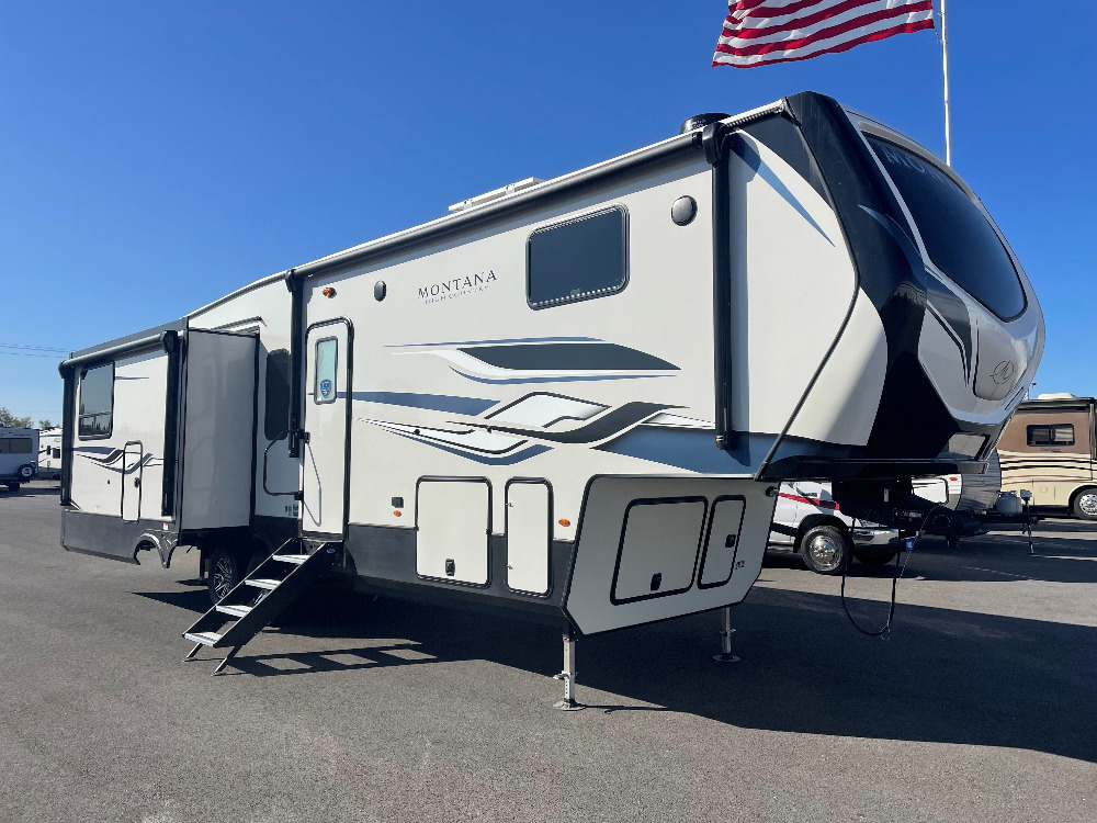 Keystone Montana High Country 311RD Camping World of Davenport 2180777