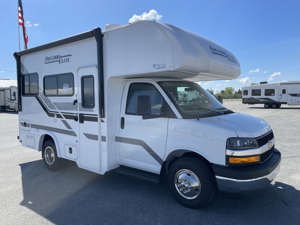 2027 Thor Freedom Elite 19HEC - Stock #2598355 | Davenport, IA