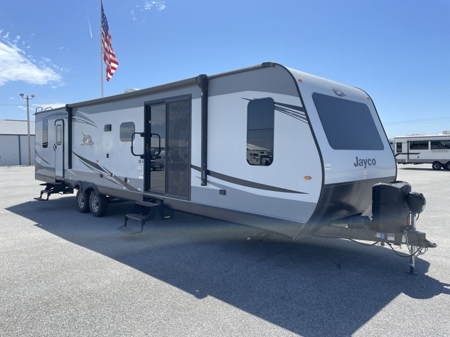 2020 Jayco Jay Flight 38FDDS — photo 1 of 8