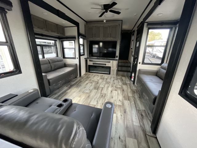 2022 K-Z RV Durango Gold 391RKF — photo 3 of 8