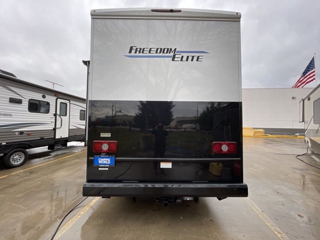 2025 Thor Freedom Elite 24FL — photo 8 of 8