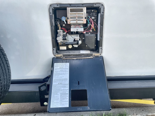 2022 Cruiser RV Twilight Signature 2580 — photo 6 of 8