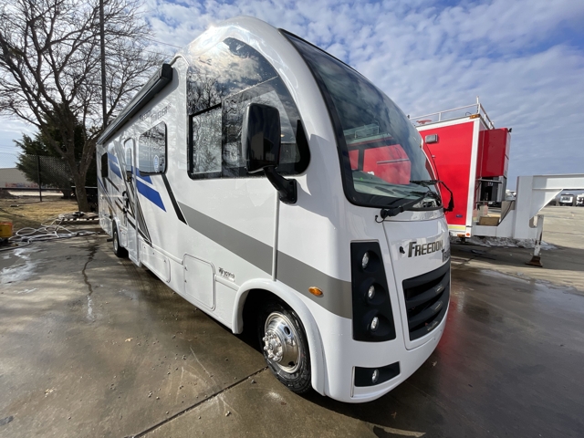 2026 Thor Freedom Traveler A28 — photo 1 of 8