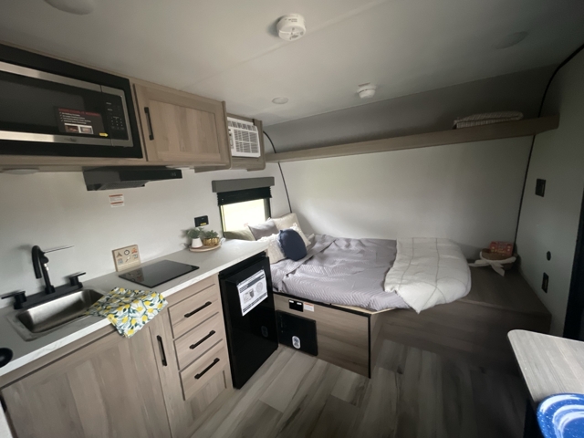 2026 Keystone Coleman 13R — photo 3 of 8