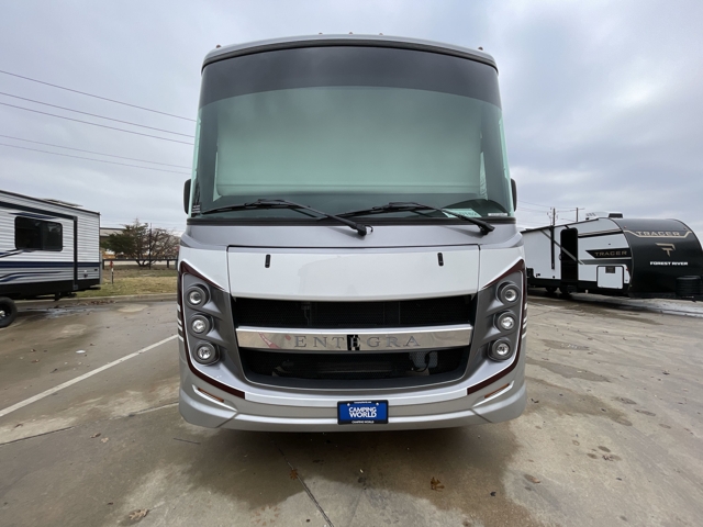2025 Entegra Coach Vision XL 36C — photo 2 of 8