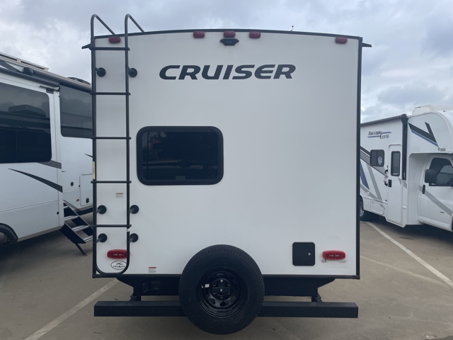 2024 Crossroads Cruiser Aire 33BHB — photo 5 of 8