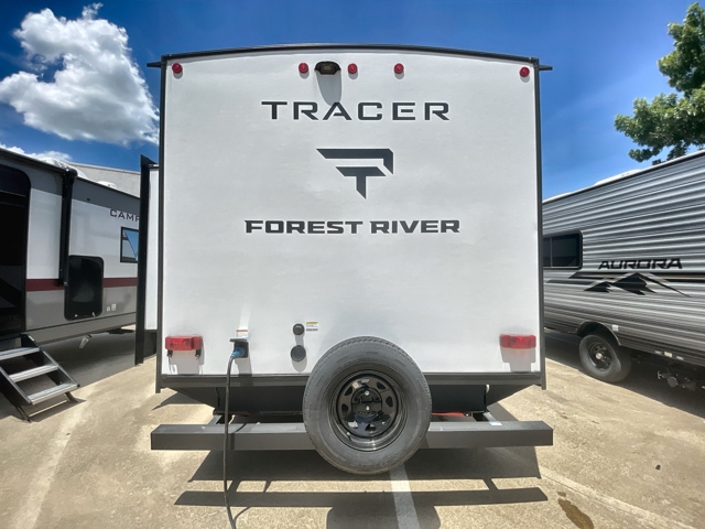 2027 Prime Time Tracer 195RB — photo 7 of 8