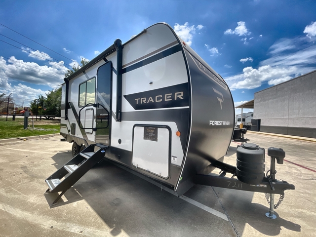 2027 Prime Time Tracer 195RB — photo 1 of 8