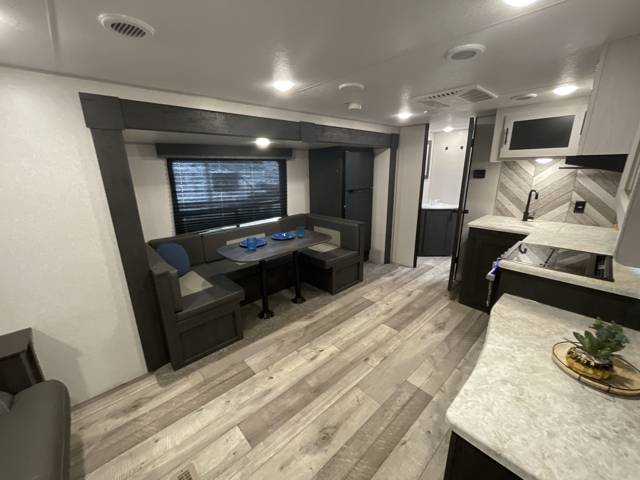 2022 K-Z RV Sportsmen SE 251RSSE — photo 3 of 8