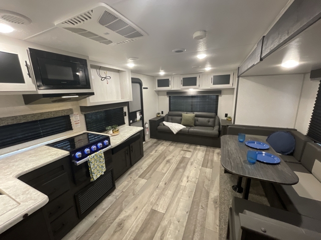 2022 K-Z RV Sportsmen SE 251RSSE — photo 4 of 8