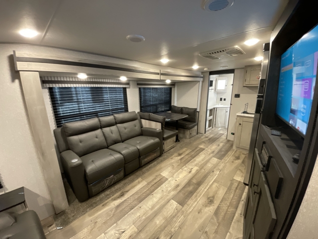 2021 K-Z RV Connect SE 281RLSE — photo 2 of 8