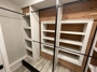 walkin-closet
