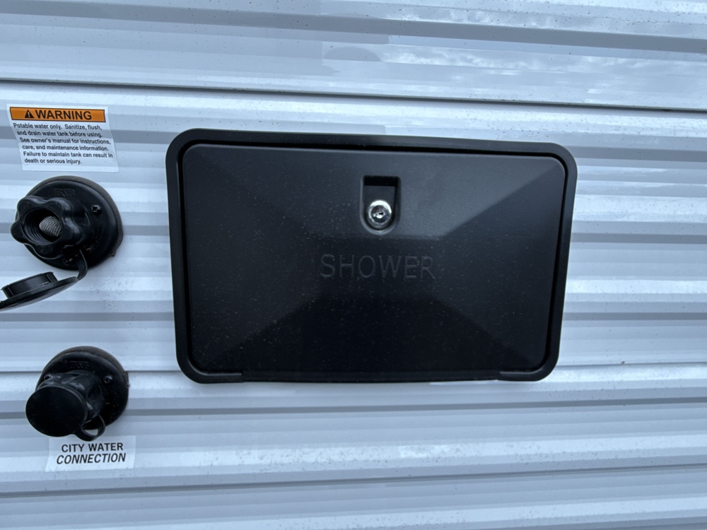 outside-shower