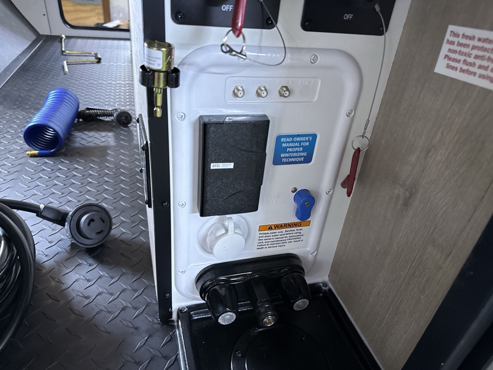 water-center-convenience-station