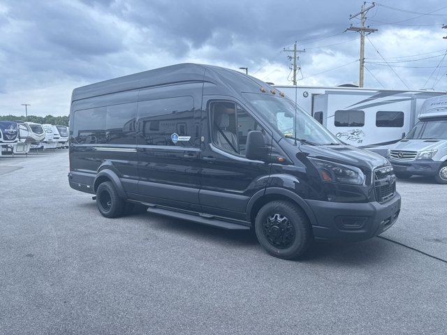 2027 Thor Freedom Mover PX10 RWD — photo 1 of 8