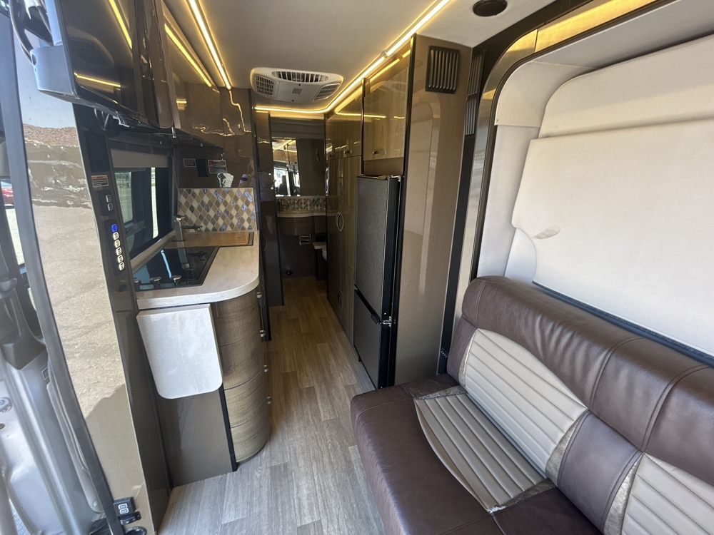 2019 Winnebago Era