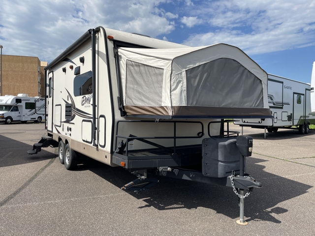 2016 Forest River Rockwood Roo 21BD — photo 1 of 8
