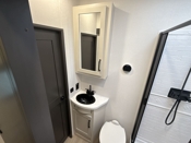 bathroom-1 thumbnail