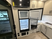 fridge-open thumbnail