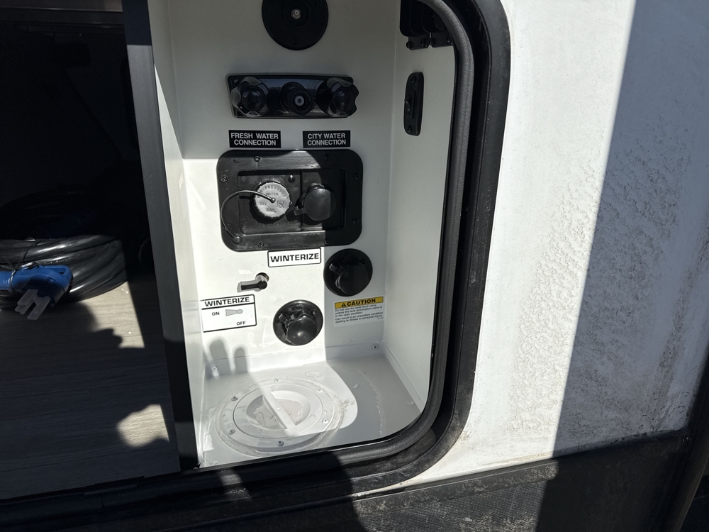 water-center-convenience-station